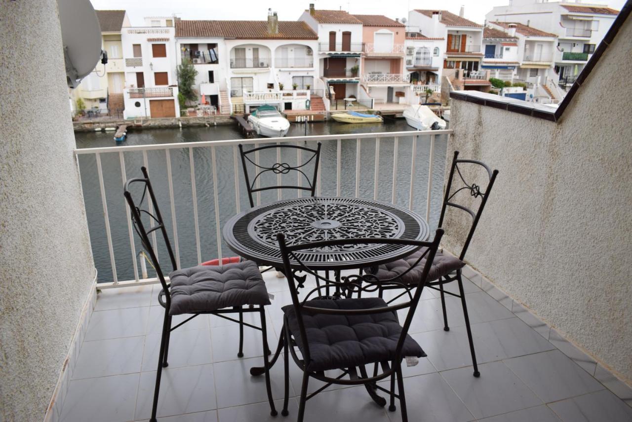 Apartamento Con Bonitas Vistas Al Canal Ref 337 Empuriabrava Extérieur photo